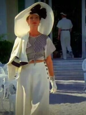 Poirot- Thirties holiday outfit